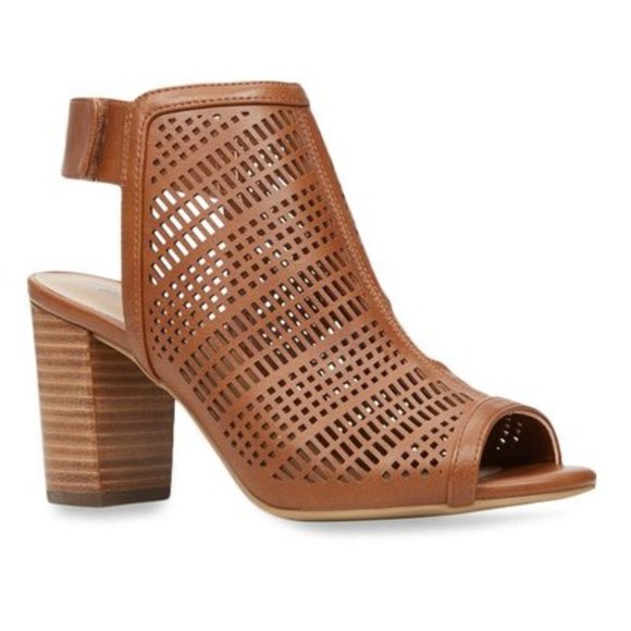 Call it Spring Moanda Gladiator Block Heel Sandal - Picture 2 of 12